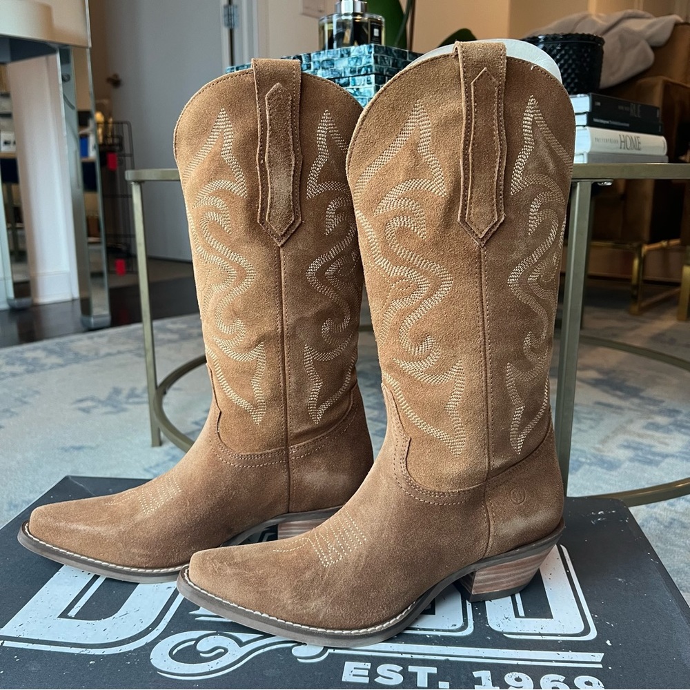 Dingo Out West Camel Boots